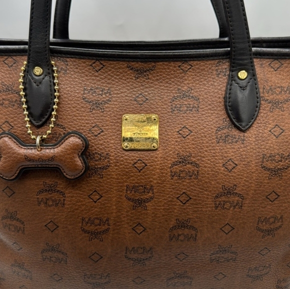 MCM Visetos Dog Bone Shopper Tote Brown - Picture 4 of 6